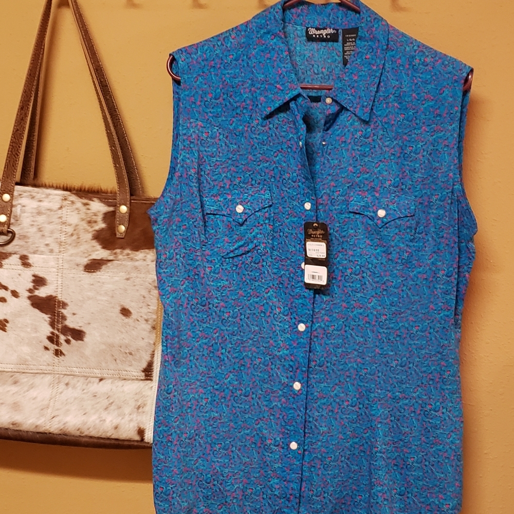 Womens Wrangler Retro Sleeveless Snap up shirt NEW without tags
